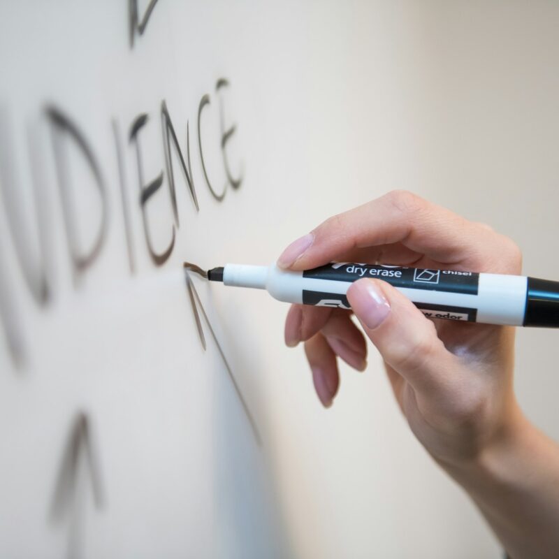 The Role of Storytelling in Cosmetic Surgery Blogs to Connect with Your Audience